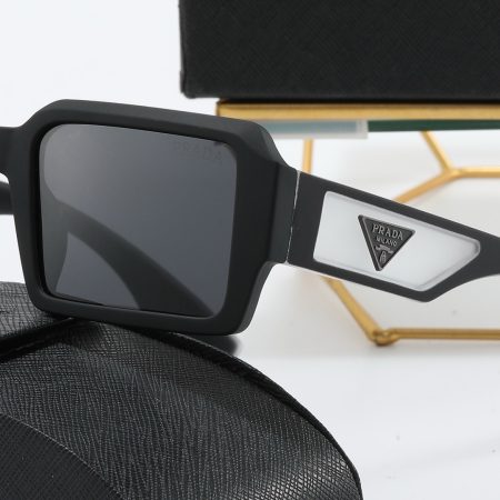 Prada Fashionable Sunglasses - Image 8