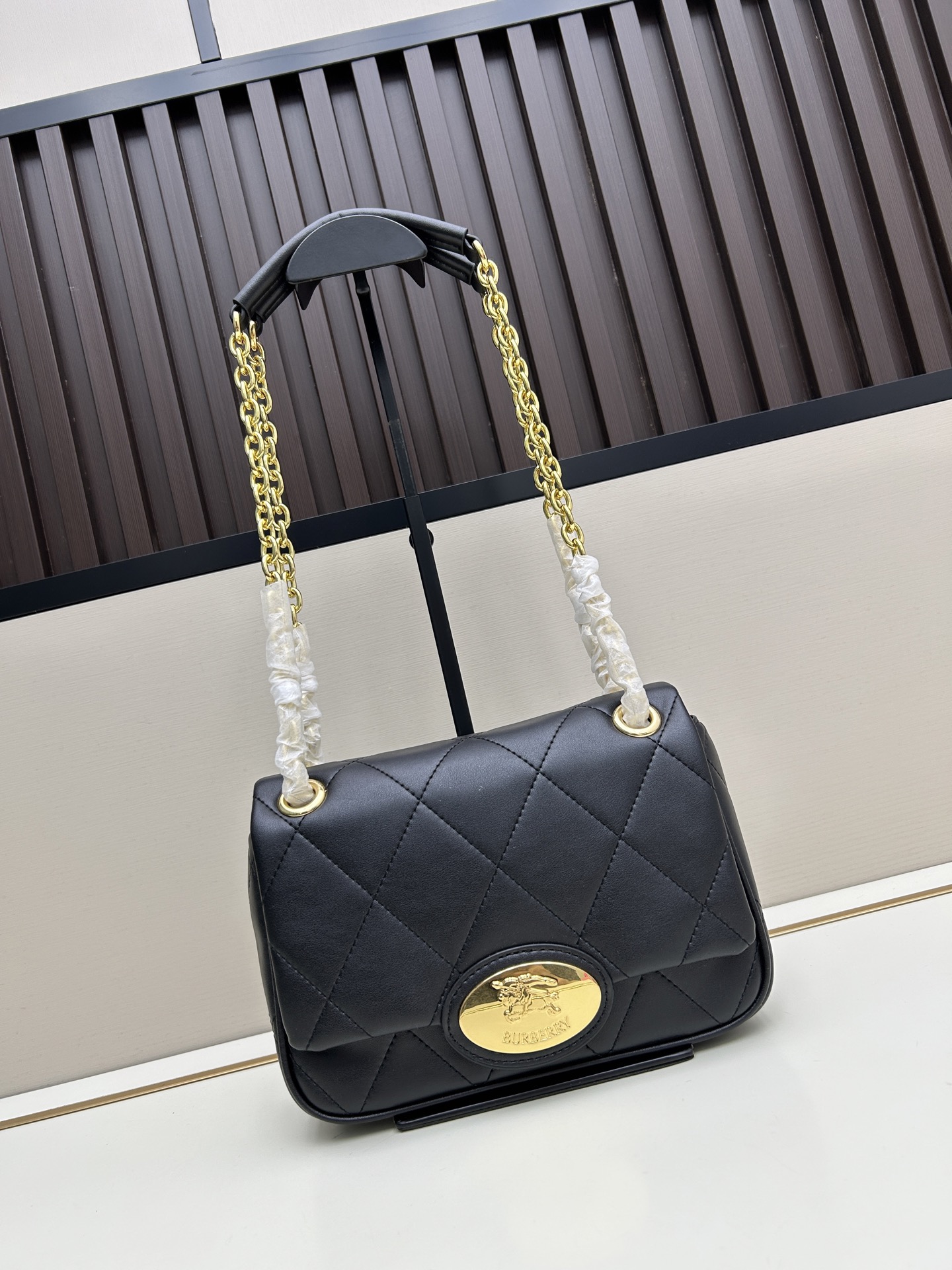 Knight Seal Bag - Image 1