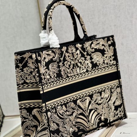 Dior Book Tote Large Black and White Ornamental Cornely-Effect Embroidery - Image 6
