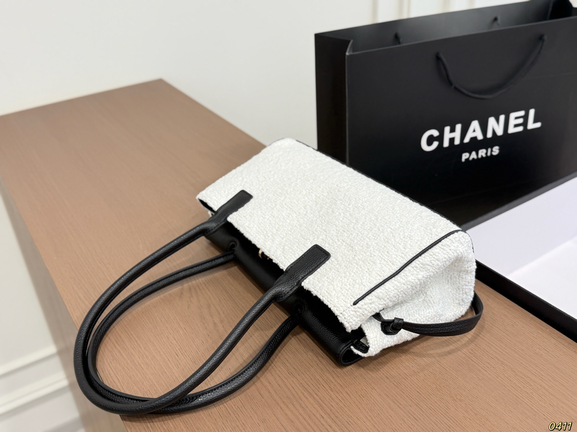 Chanel's New Underarm Bag - Image 8