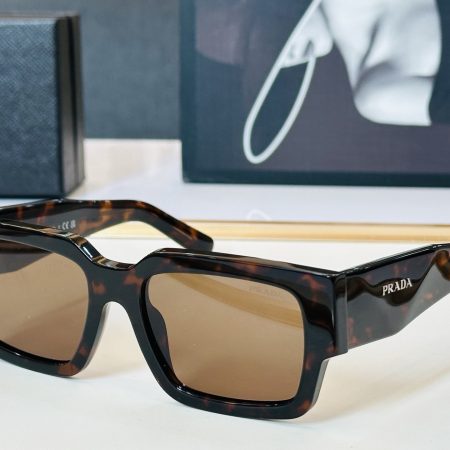 Prada Fashion Sunglasses - Image 6