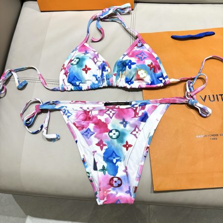 LV Two-Piece Swimsuit Swimwear - Image 7