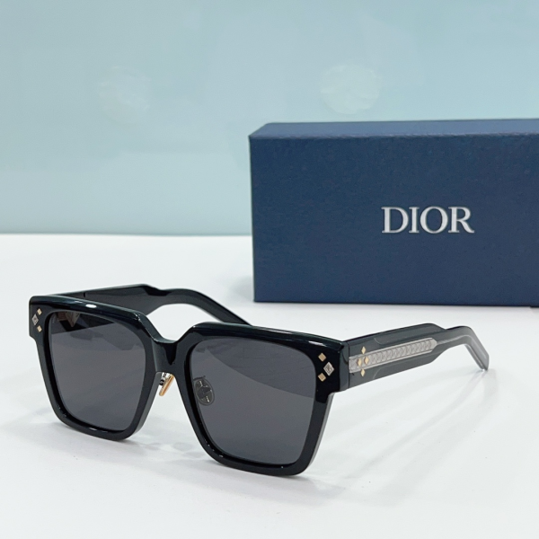 Dior CD Diamond Design Fashion Casual Sunglasses Top quality