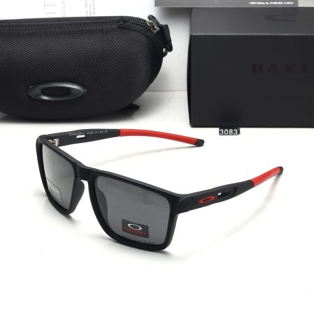 Oakley Fashionable Sunglasses - Image 5