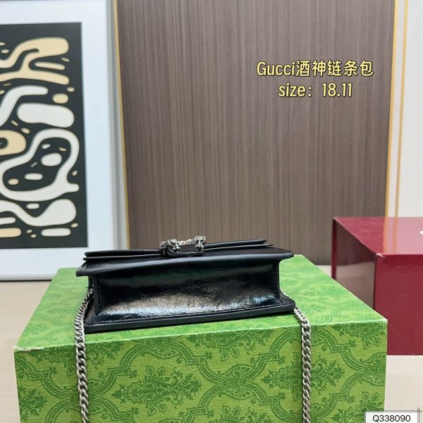 Gucci Dionysus Shoulder Bag