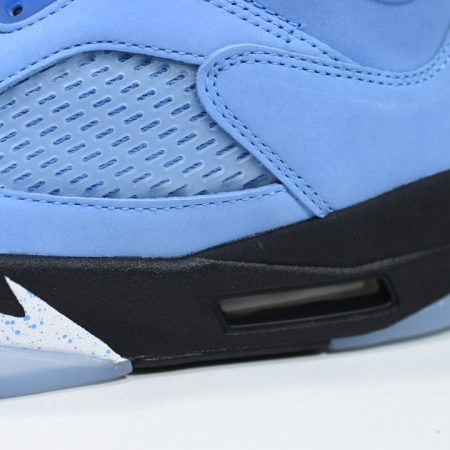 Jordan 5 Retro UNC University Blue DV1310-401 - Image 8