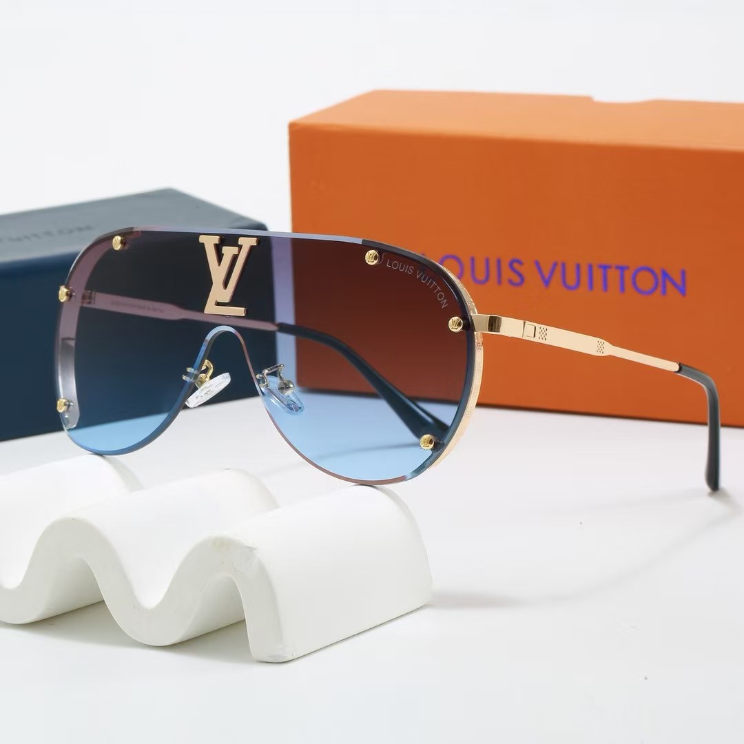 LV Fashionable Sunglasses - Image 4