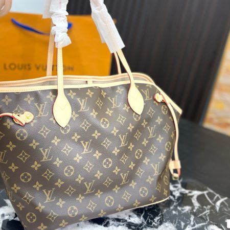 LV Neverfull Tote Bag - Image 7