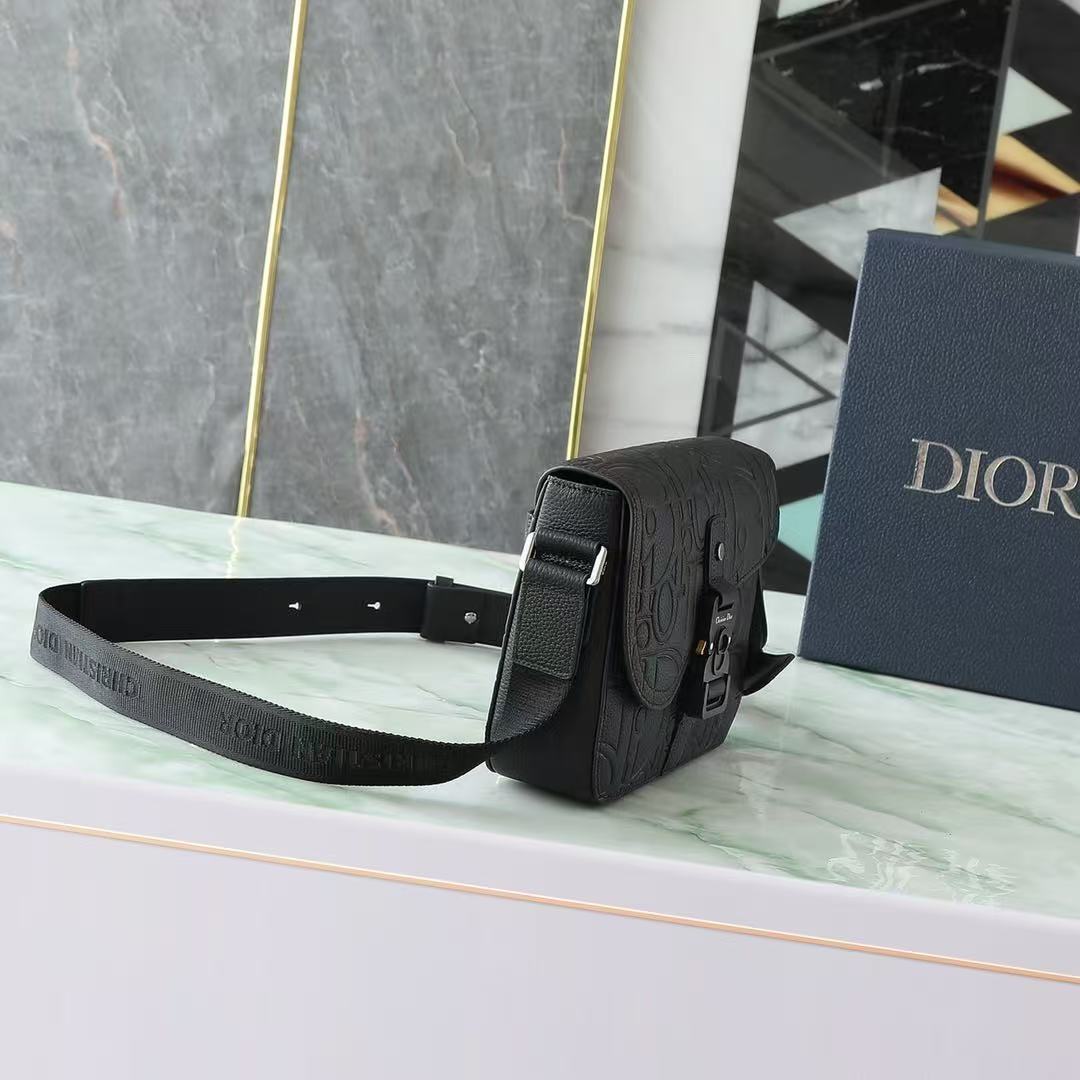 Dior Small Saddle Messenger Bag with Flap - Image 3