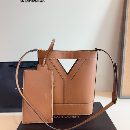 Yves Saint Laurent Bucket Bag