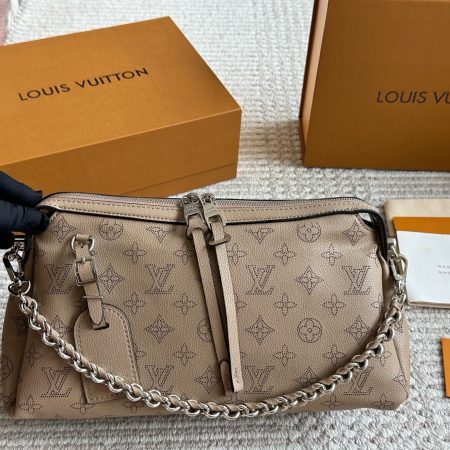 LV Hand It All MM Mahina Handbags - Image 4