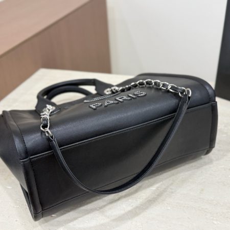 Chanel New Beach Tote Bag - Image 7