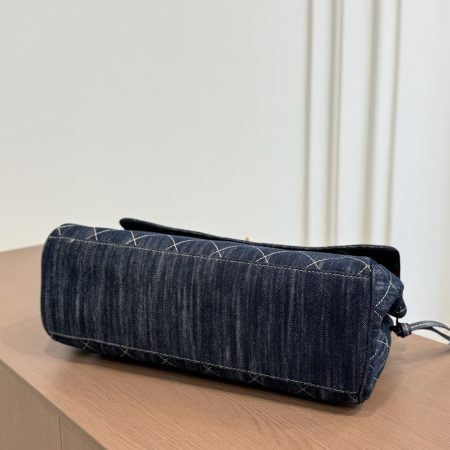 Chanel Denim Underarm Bag - Image 7