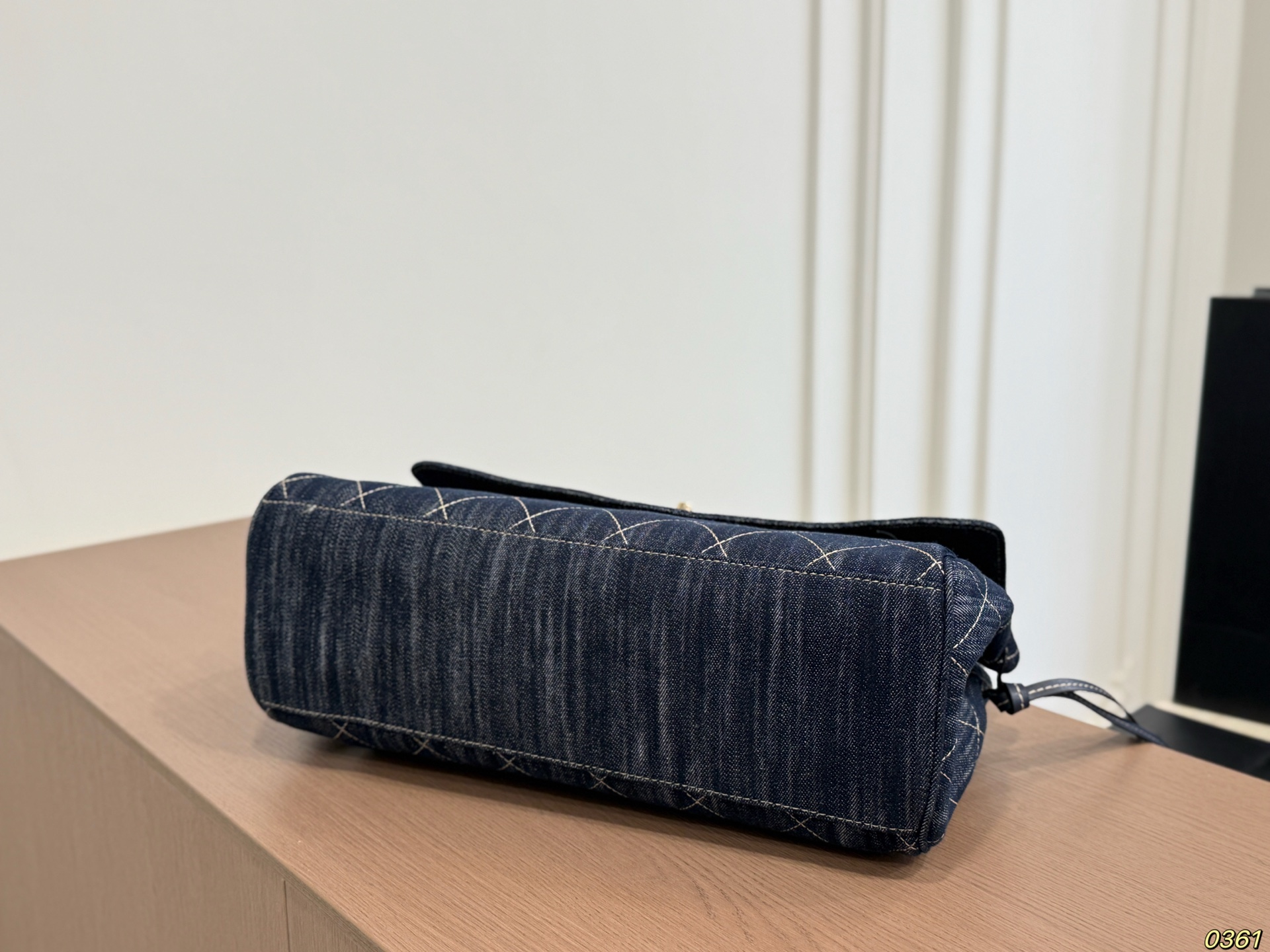 Chanel Denim Underarm Bag - Image 7