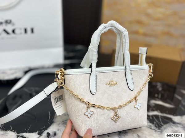 Coach City 15 Mini Tote