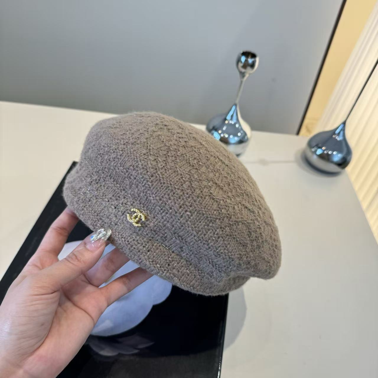 Chanel beret - Image 1