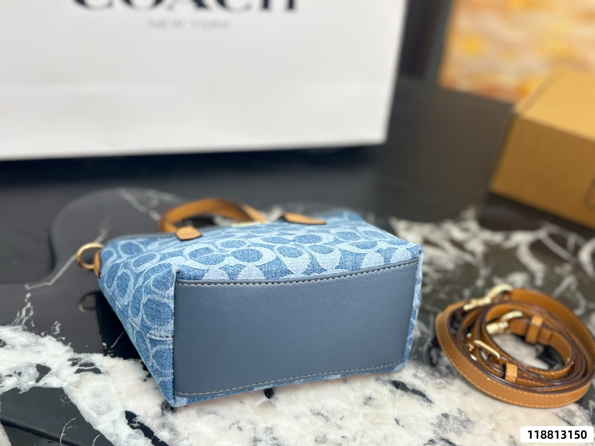 Coach Laurel 19 Denim Tote Bag - Image 6