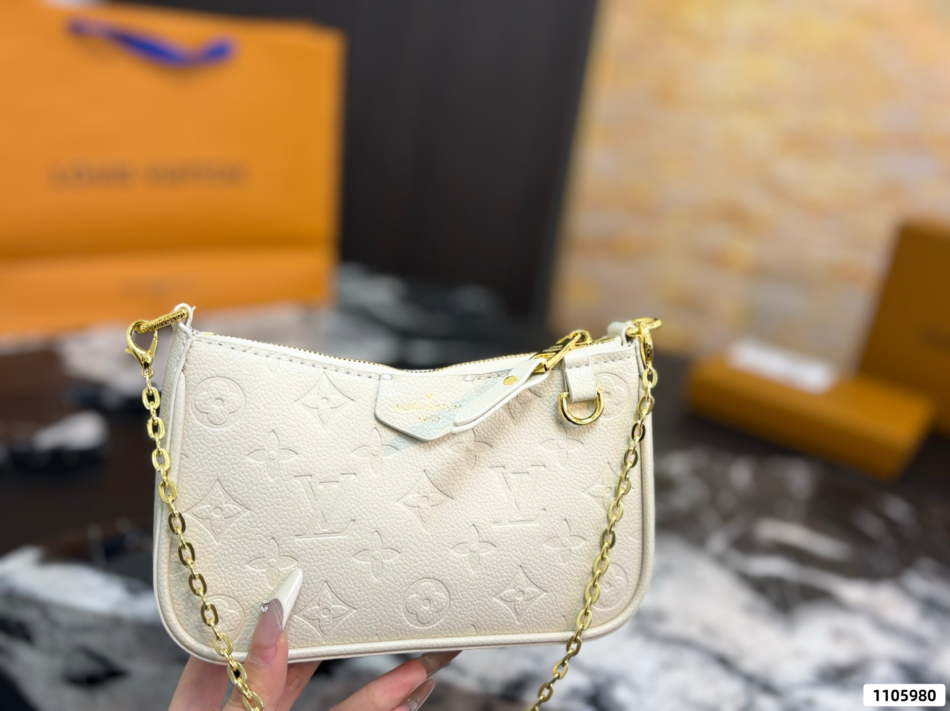 LV's Latest Mahjong Coin Purse - Image 4
