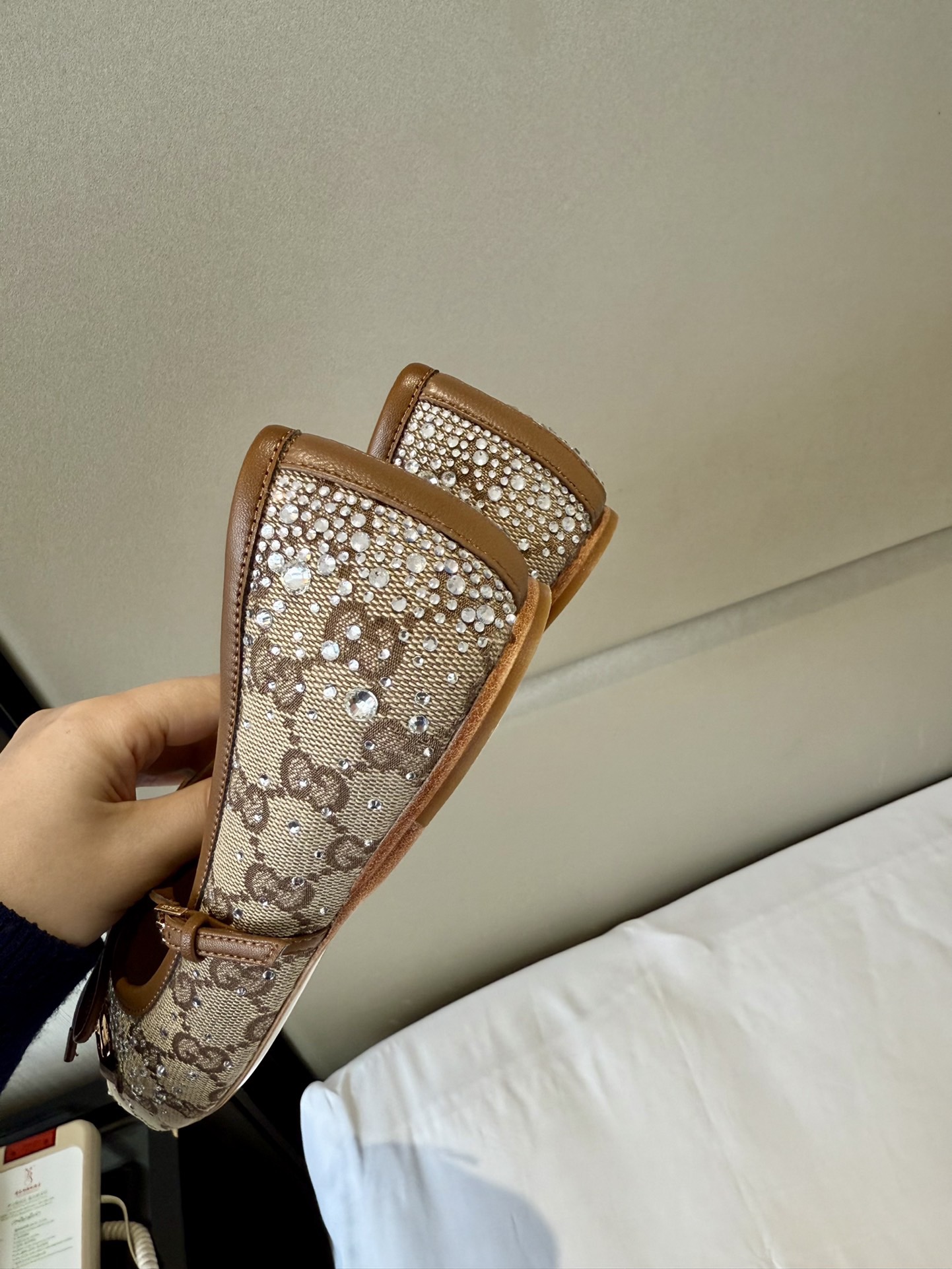 Gucci Women's GG Crystal Gucci Horsebit Ballet Flat in Beige - Image 7