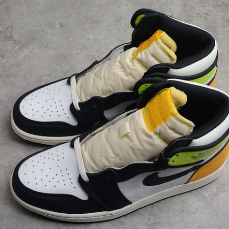 Air Jordan 1 High OG University Gold 555088-118 - Image 9
