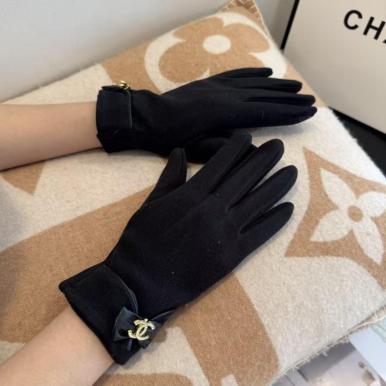 Chanel New Gloves - Image 1