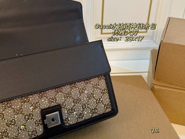 Gucci Dionysus Shoulder Bag