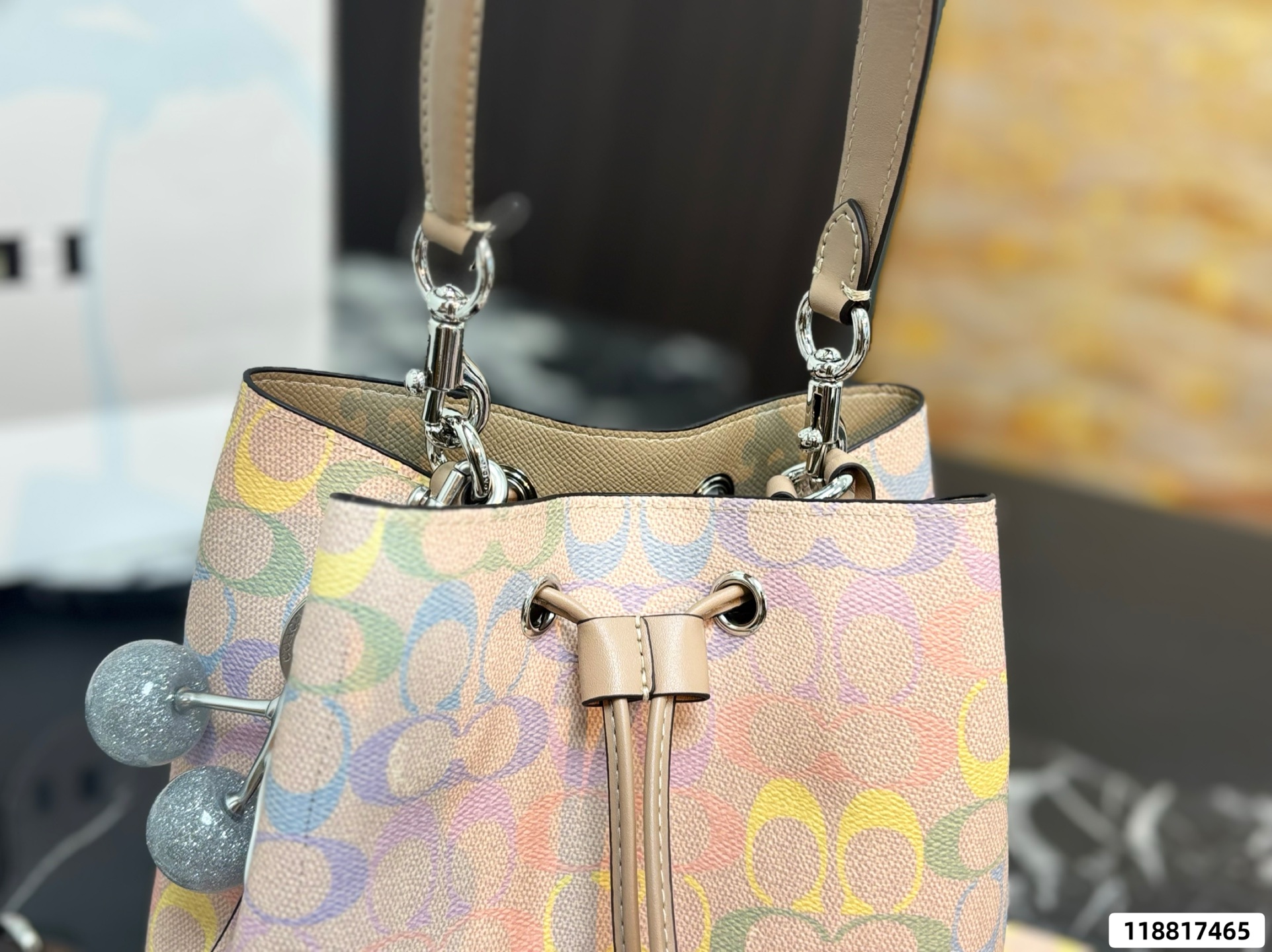 Coach Rowan Bucket Bag - Image 4