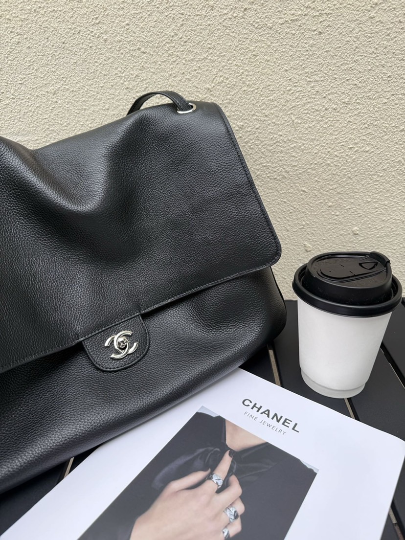 Chanel CF C26S Large Shoulder Bag - Image 8