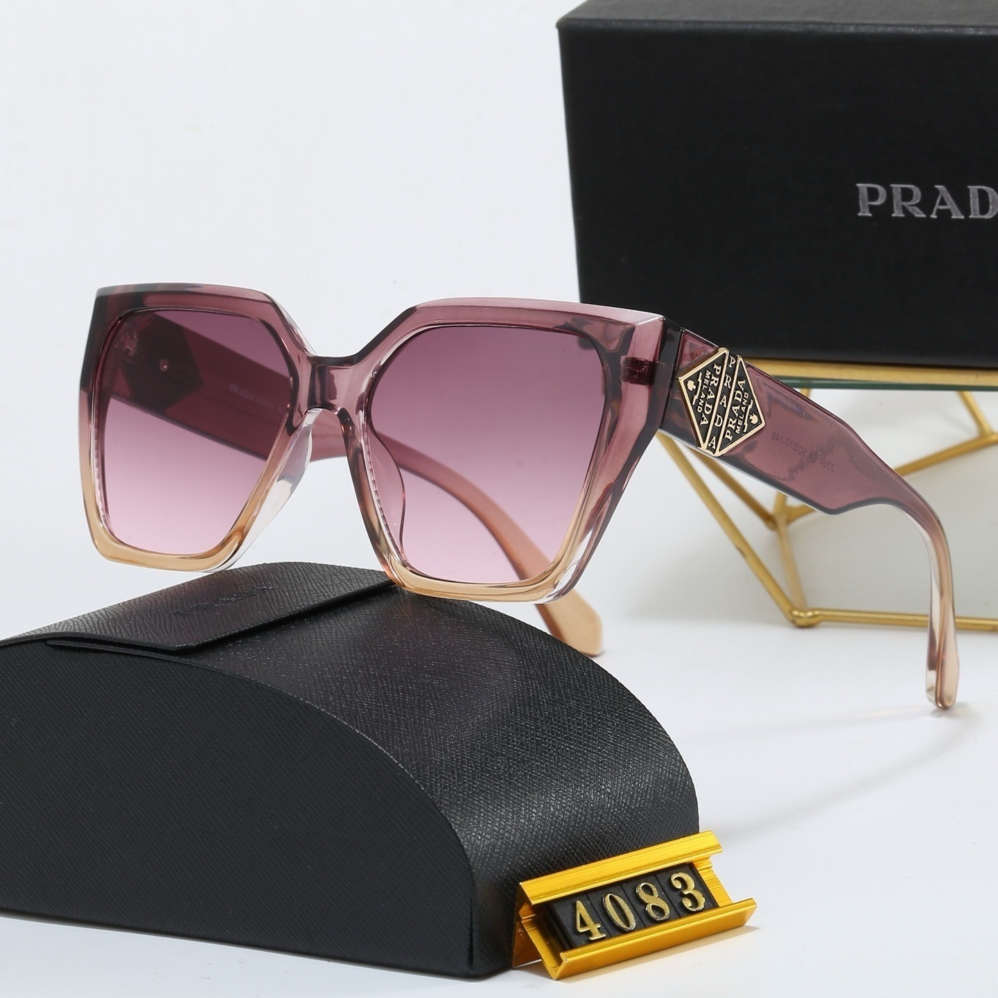 Prada Fashionable Sunglasses - Image 5