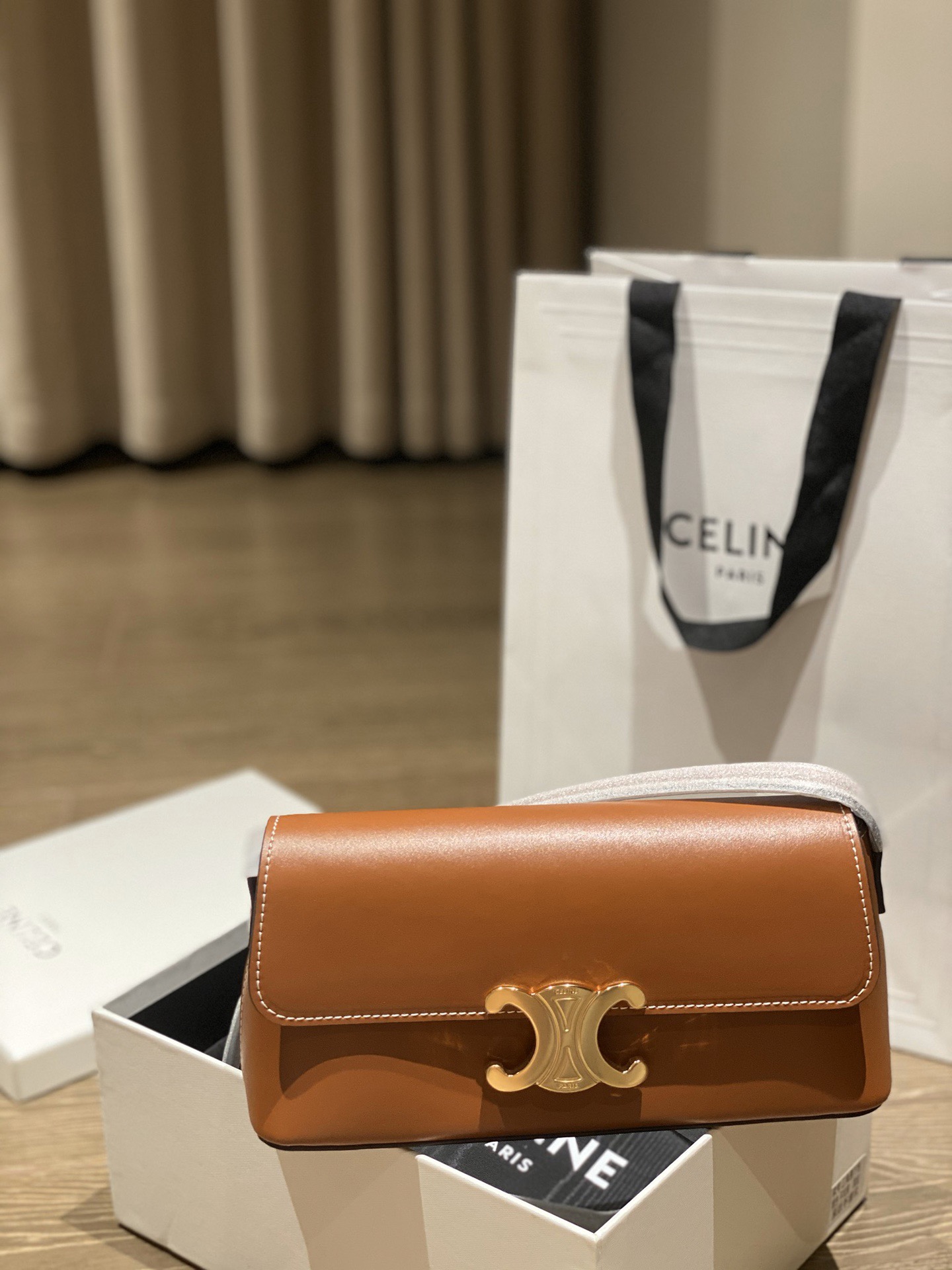Celine shoulder bag - Image 1