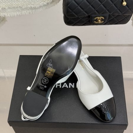 Chanel Black and White Slingback Heels - Image 9