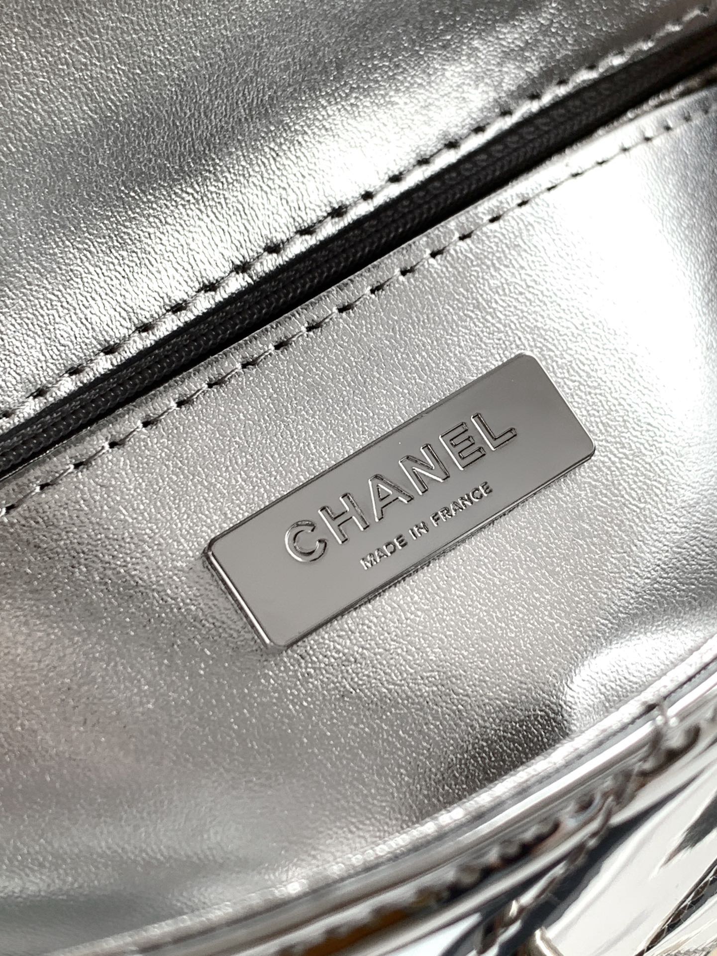 Chanel Small Clutch with Chain Bag - 10A Mirror Version - Image 10