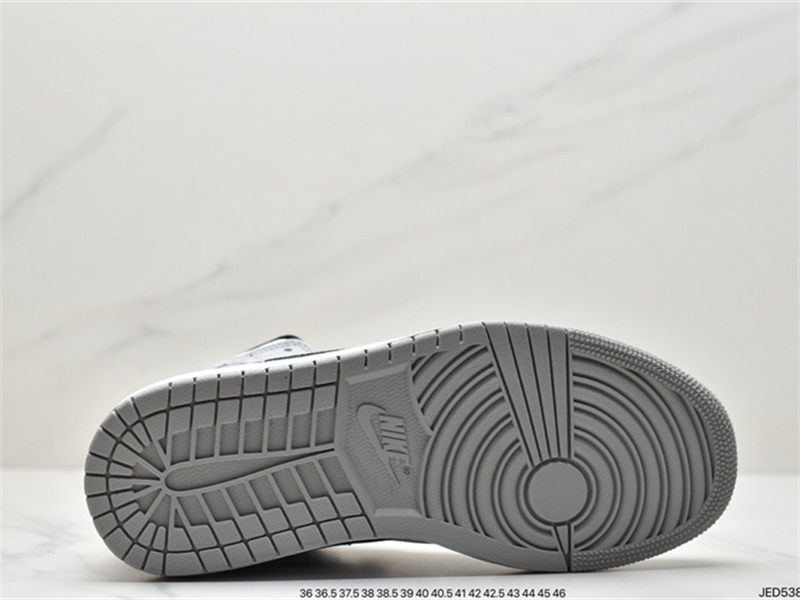 Jordan 1 Mid Light Smoke Grey 554724-092 - Image 8