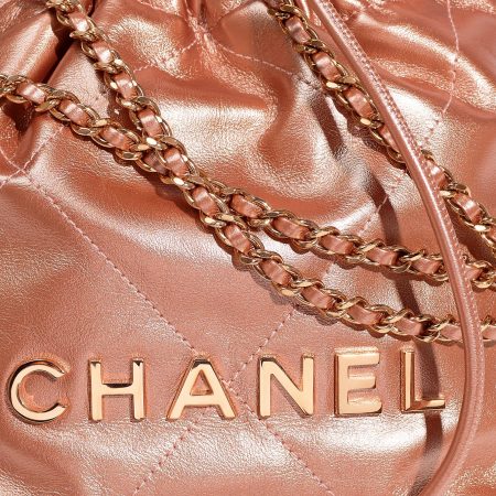 CHANEL 22 MINI HANDBAG Metallic Calfskin & Pink Gold-Tone Metal Copper - Image 4