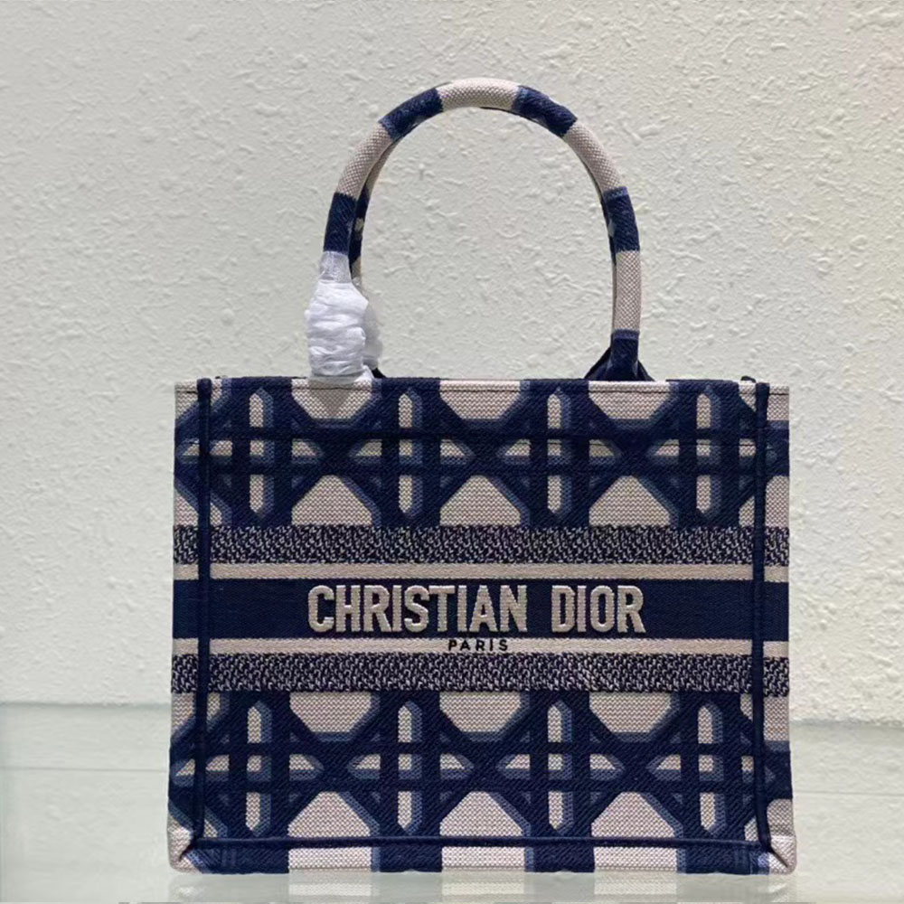 Dior Book Tote D-Lace Macrame Bag - Image 2