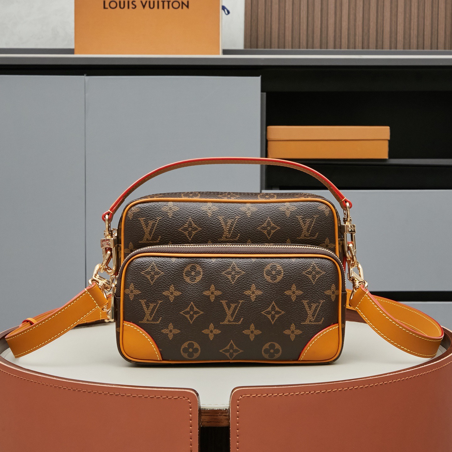 LV Monogram Nil, Luxury, Bags & Wallets on Carousell - Image 3