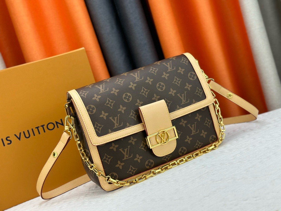 LV Smooth Dauphine MM Black Bag - Image 9