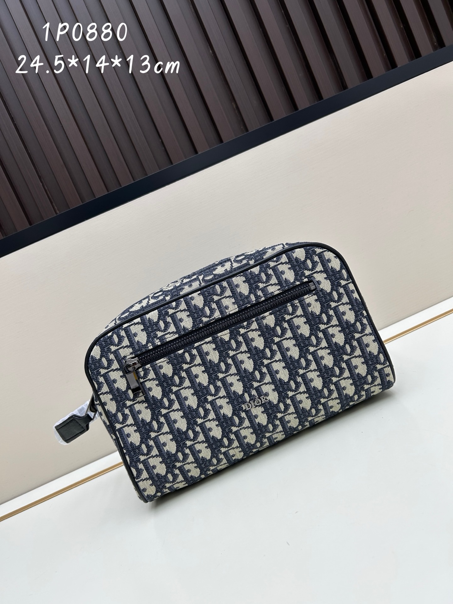 Dior Oblique Double Zipper Closure Bag - Image 2