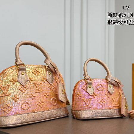 LV's New Shell Bag - Image 2
