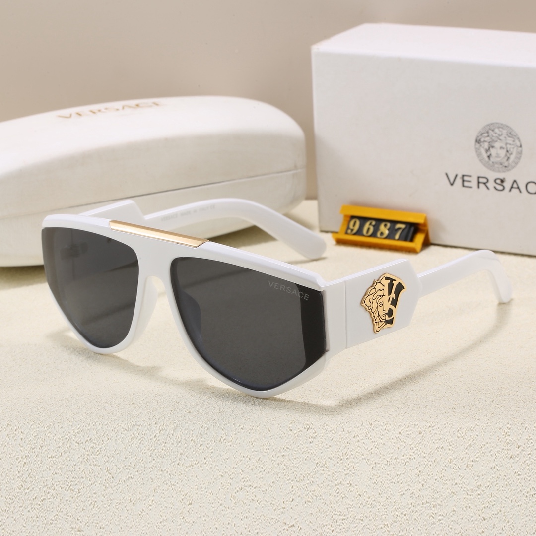 Versace Fashionable Sunglasses - Image 8