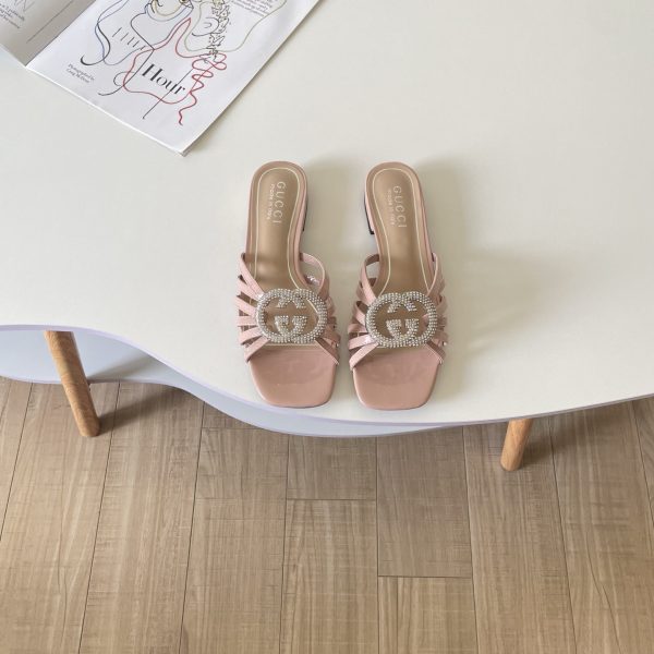Gucci 26P Double G Openwork Flat Sandals