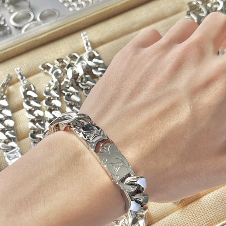 LV Monogram Chain Bracelet S00 - Image 9