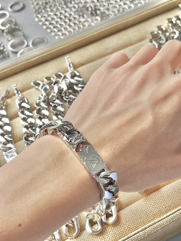 LV Monogram Chain Bracelet S00