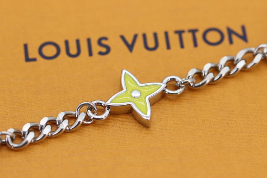 LV Sunrise Flower bracelet - Image 3