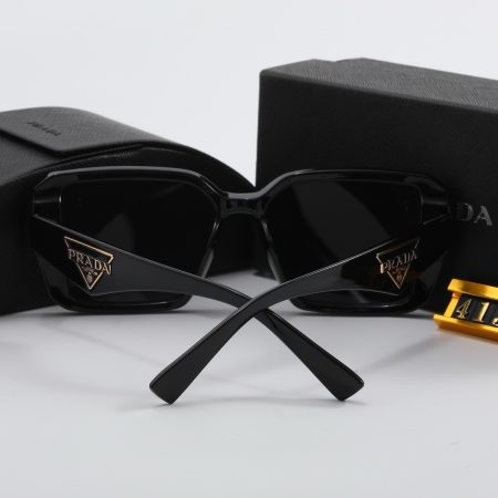 Prada Fashionable Sunglasses - Image 8
