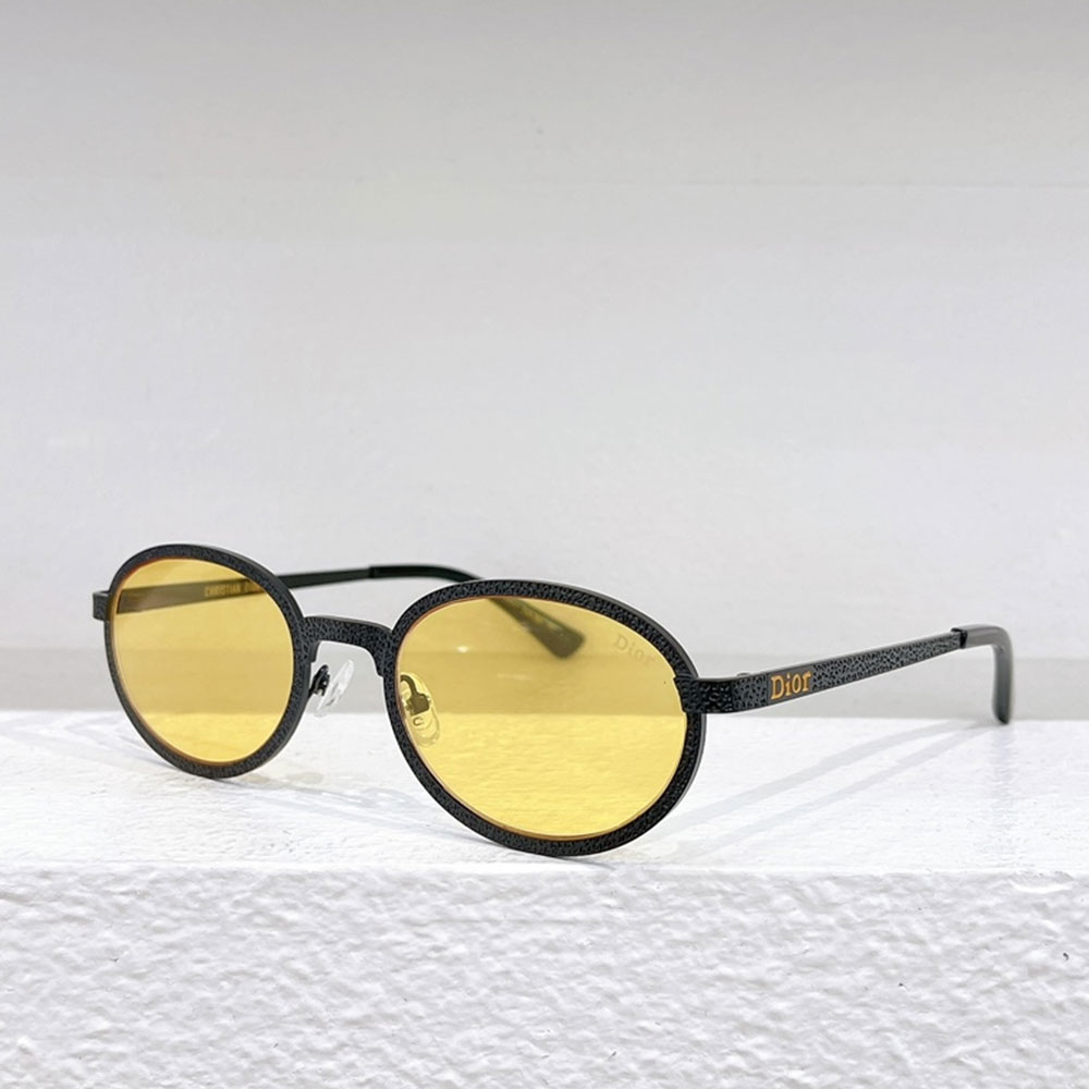 Dior Slim Metal Gold Frame sunglasses Top quality - Image 1