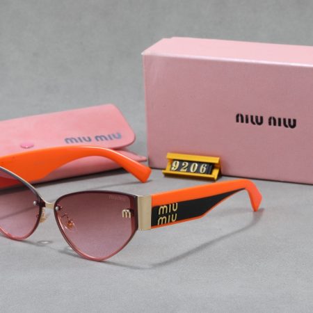 Miu Miu Fashionable Sunglasses - Image 6