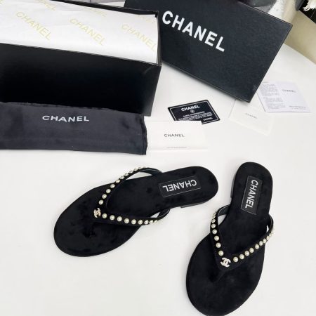 Chanel Velvet 25C Flip-flops - Image 5