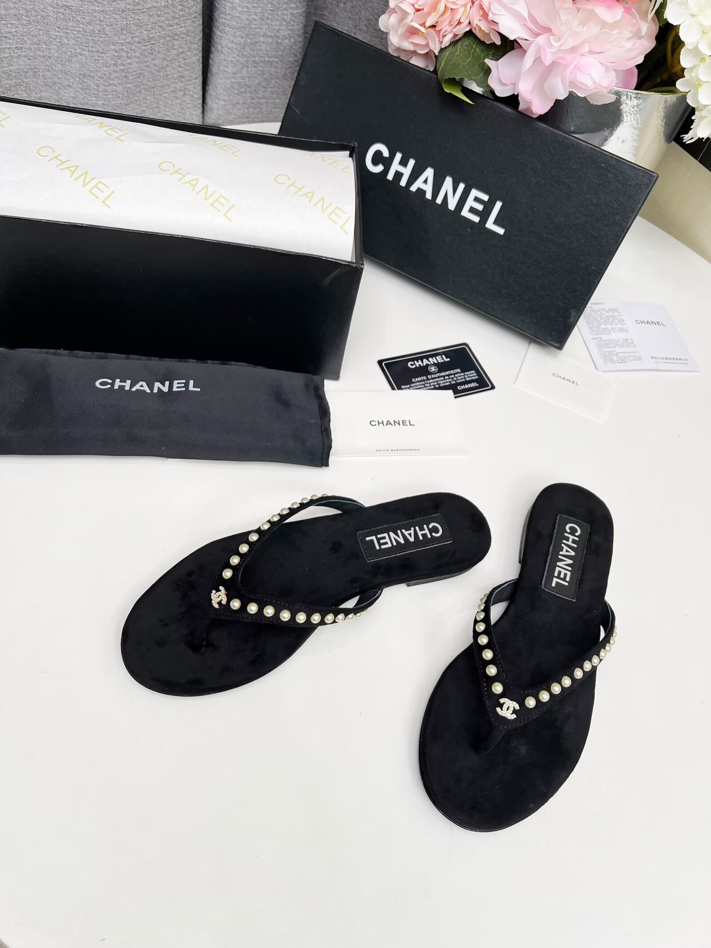 Chanel Velvet 25C Flip-flops - Image 5