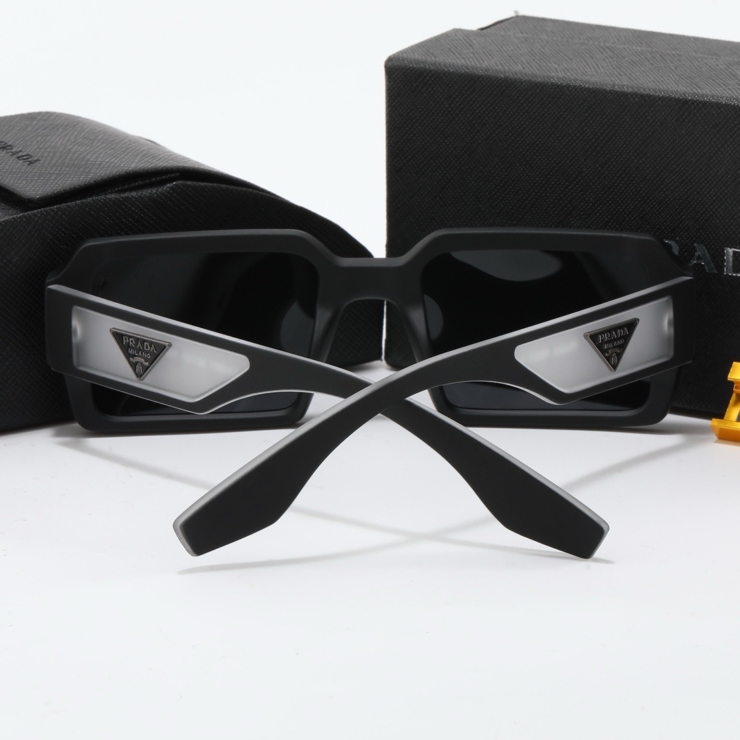 Prada Fashionable Sunglasses - Image 7